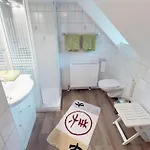 Raderhof בית חווה פלד אם סי