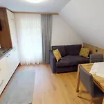 בית חווה Raderhof *